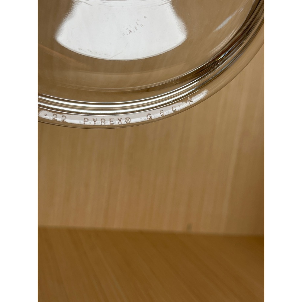 Pyrex G5C A 22 Clear Glass Round Replacement Lid with Knob Handle - Picture 7 of 8